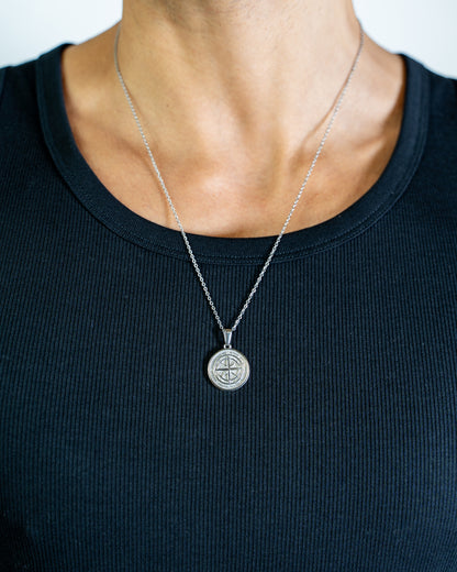 COMPASS PENDANT (SILVER)